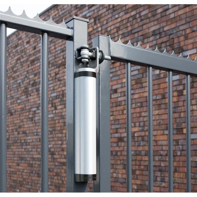 RHINO Aesthetical 180° gate closer with direct connection to the hinge